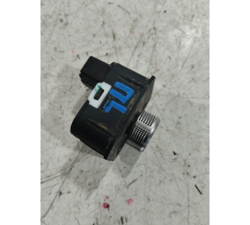 Блок управления зеркалами передний левый