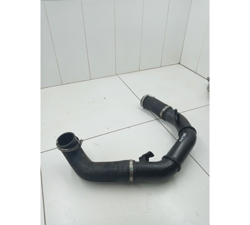 Патрубок интеркулера