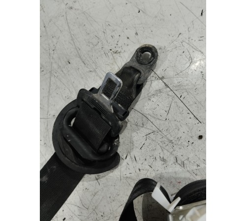 Ремень безопасности задний правый