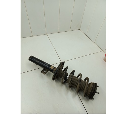 Амортизатор подвески передний левый в сборе