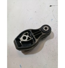 Опора двигателя