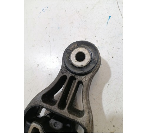 Опора двигателя