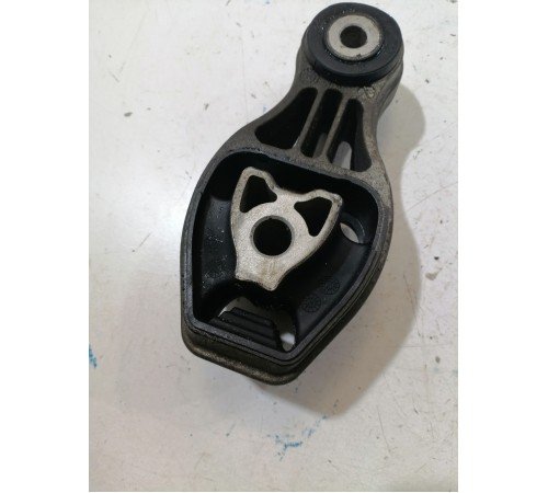 Опора двигателя