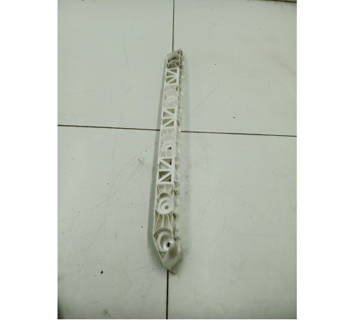 Кронштейн заднего бампера Левый