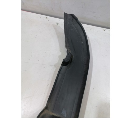 Пыльник крыла передний правый