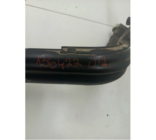 Горловина топливного бака