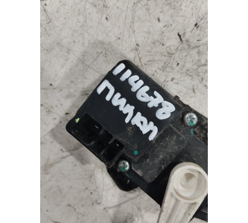 Моторчик привода заслонок отопителя