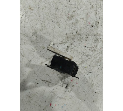 Моторчик привода заслонок отопителя