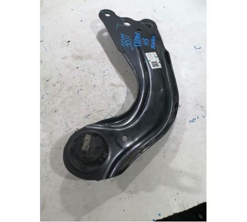 Рычаг задний продольный правый 