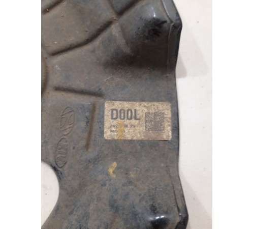 Кожух тормозного диска(передний левый)