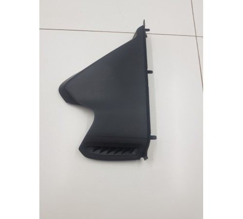 Накладка торпедо левая