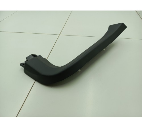 Обшивка крышки багажника правая