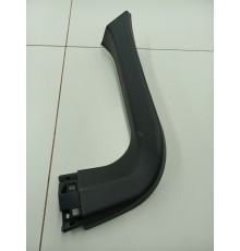 Обшивка крышки багажника правая