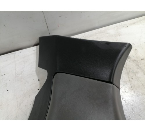 Накладка стойки задняя левая