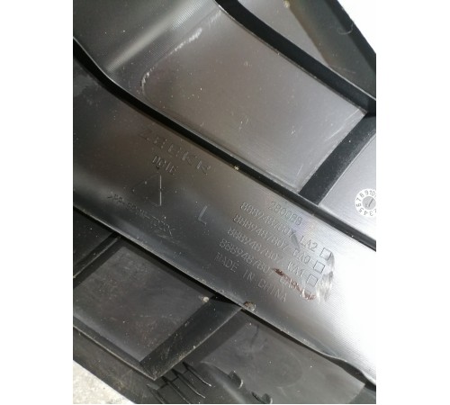 Накладка стойки задняя левая