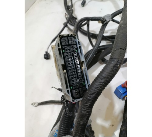 Электропроводка подкапотная с монтажным блоком