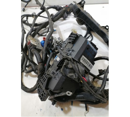 Электропроводка подкапотная с монтажным блоком