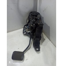 Педаль тормоза