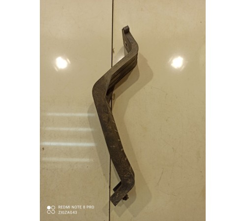 Кронштейн усилителя заднего бампера(средний)