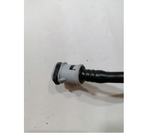 Трубка топливная