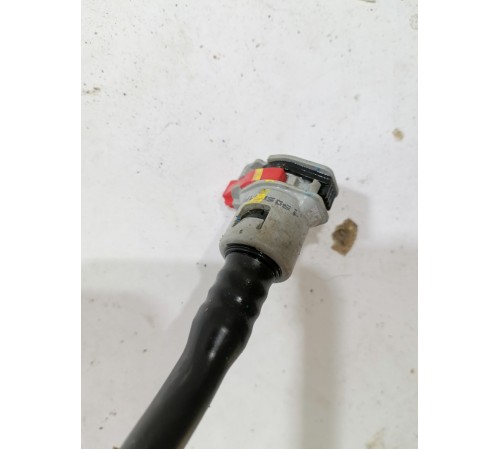 Трубка топливная