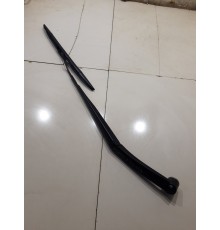 Поводок стеклоочистителя(правый)