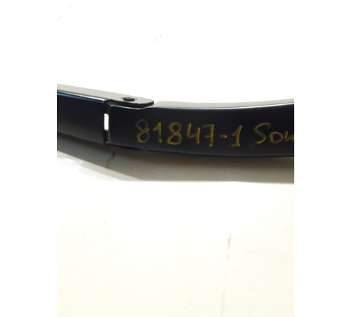 Поводок стеклоочистителя(правый)