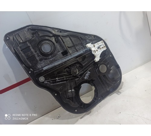 Стеклоподъемник (задний левый)