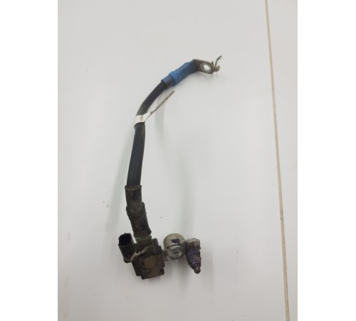 Клемма аккумулятора АКБ