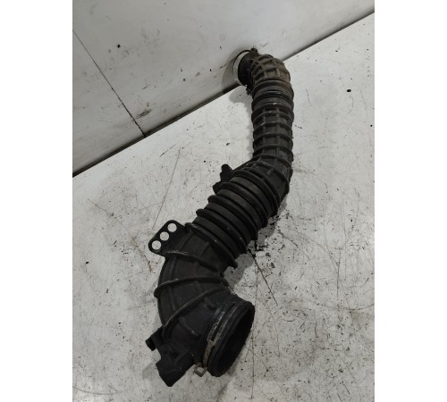 Патрубок воздушного фильтра