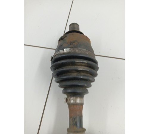 Полуось привод передний правый