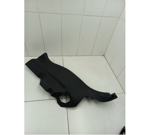 Накладка салона задняя левая внутренняя