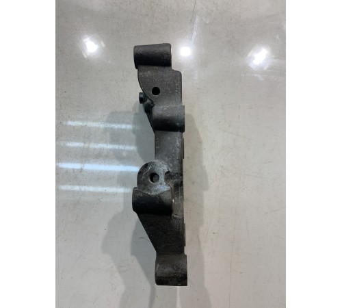 Кронштейн ролика