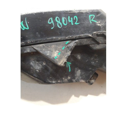 Дневной ходовой огонь правый