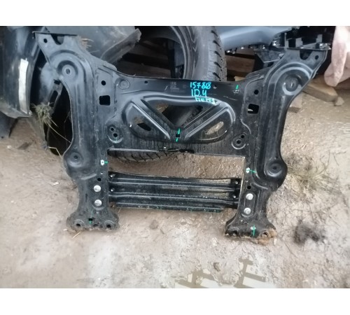 Балка подвески передняя ,подрамник