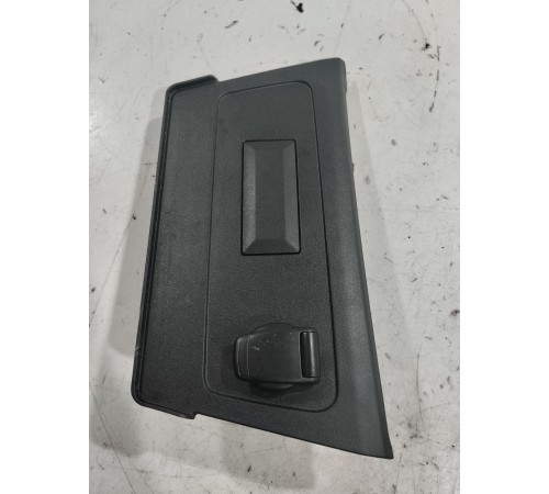 Накладка торпедо нижняя с розеткой