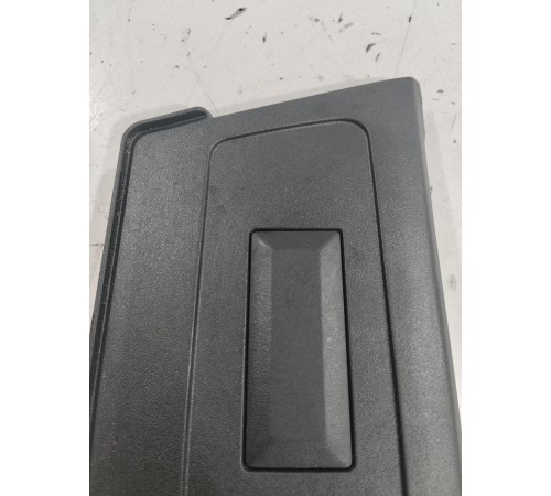 Накладка торпедо нижняя с розеткой