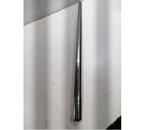 Уплотнитель стекла двери задний правый внешний