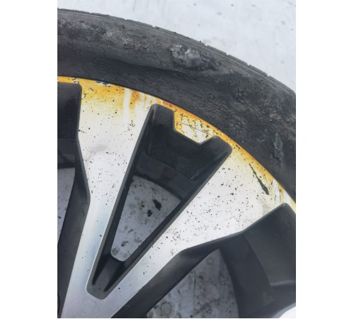 Диск колесный,литой R18