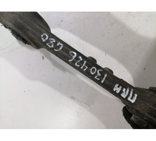 Рычаг подвески передний правый нижний