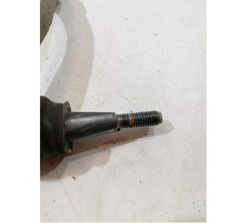 Рулевой наконечник левый