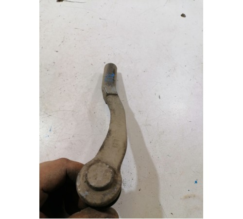 Рулевой наконечник левый