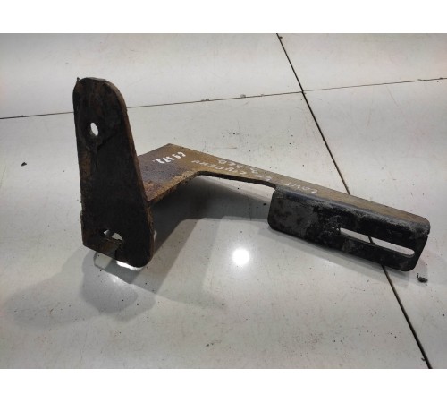 Кронштейн ступеньки(задний,левый)