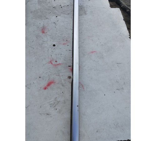 Рейлинг крыши правый