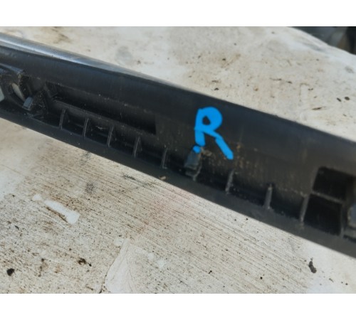 Рейлинг крыши правый