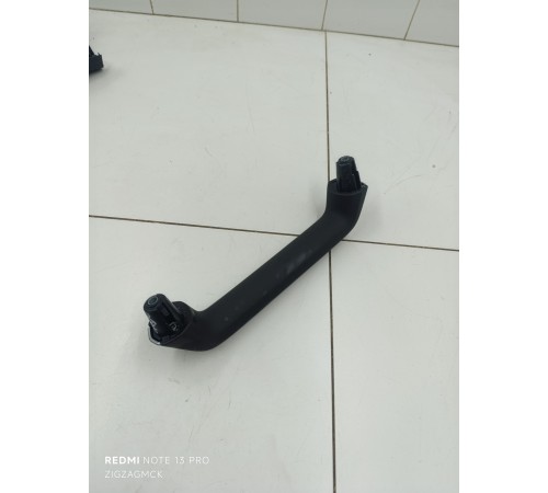 Ручка двери багажника задняя