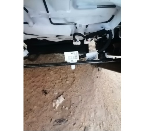 Сиденье переднее левое