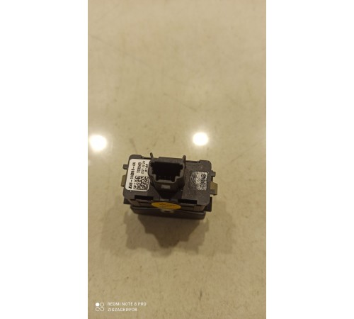 Кнопка переключения режима маневра