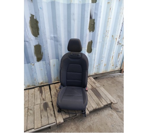 Сиденье переднее правое