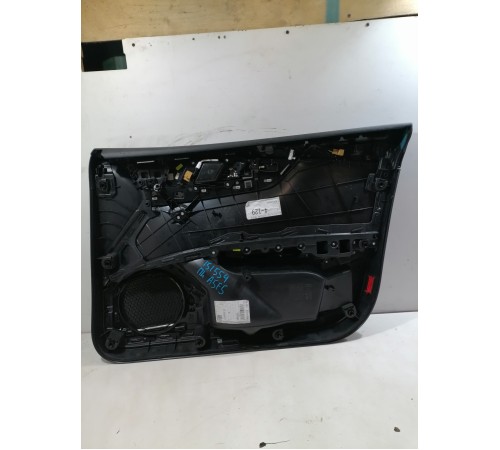 Обшивка двери передняя левая